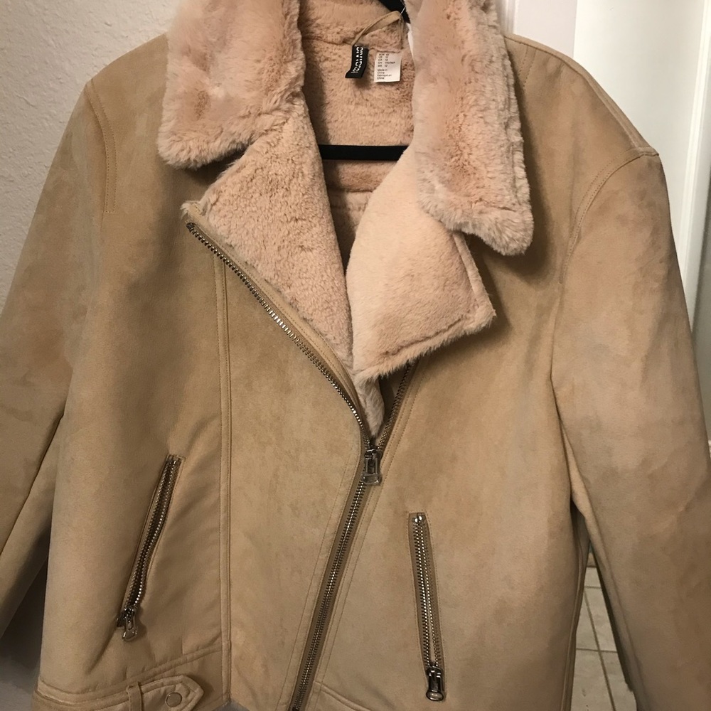 H&M - Picture 2 of 6
